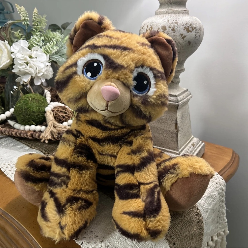 2016 Retired Build A Bear Tiger Cub Plush Stuffed Animal Toy Big Eyes